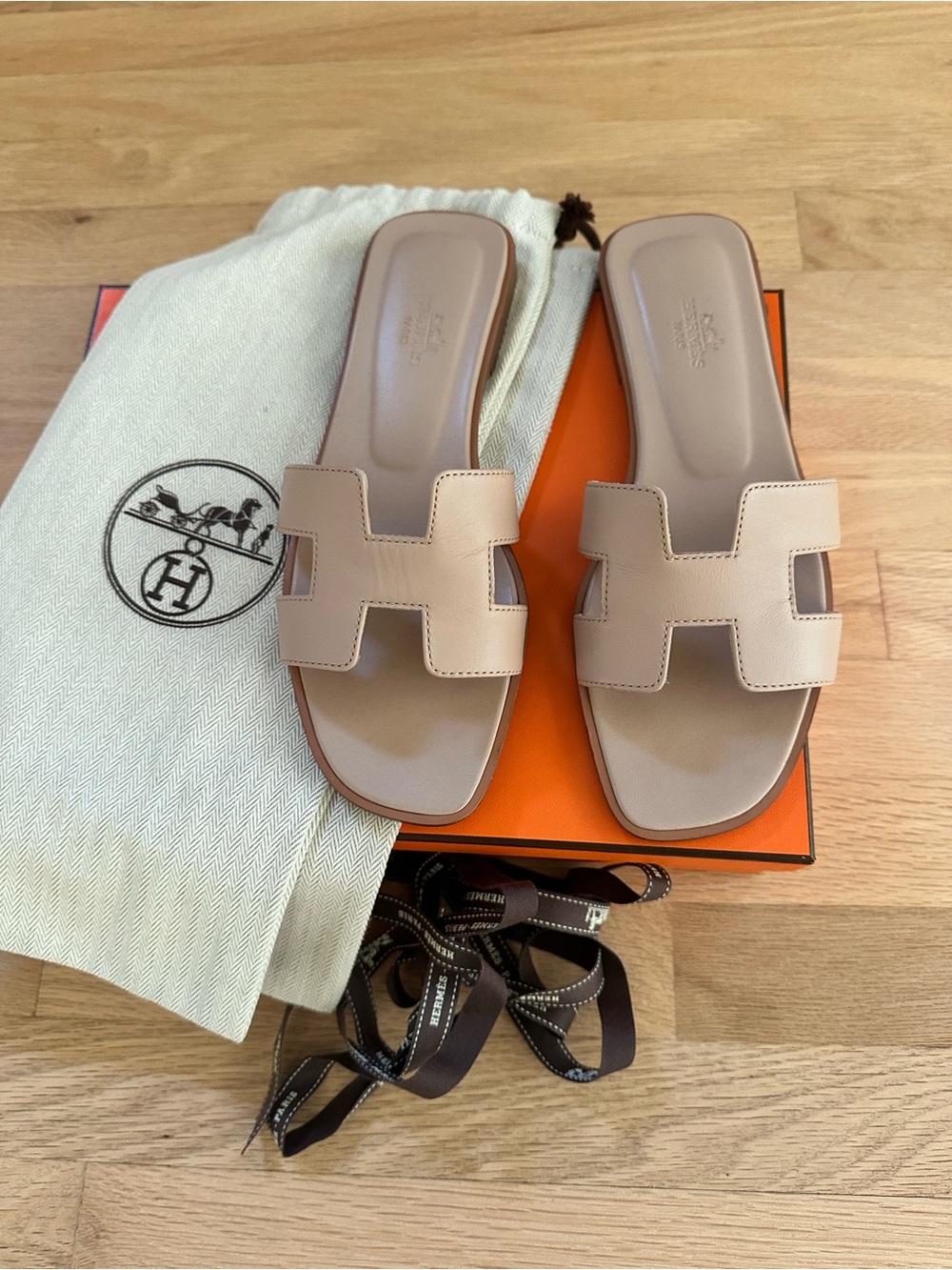 Hermes Nude Oran Leather Slide Sandals Size 37.5